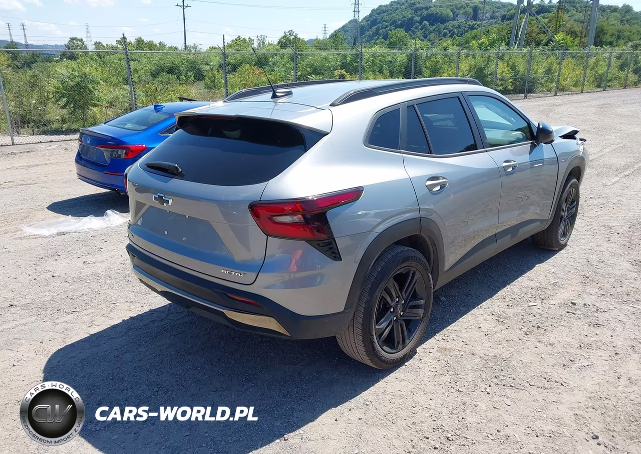 2025 Chevrolet Trax Fwd Activ VIN:KL77LKEP4SC343027 - 4