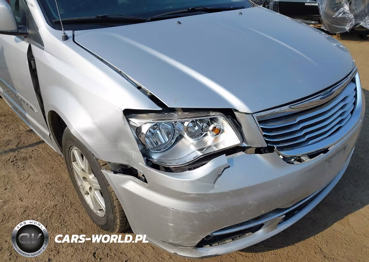 2012 Chrysler Town & Country Touring VIN:2C4RC1BG7CR344496 - 17