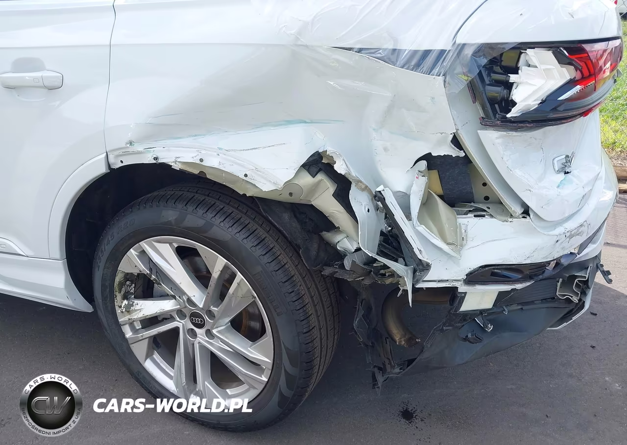 2023 Audi Q7 Premium Plus VIN:WA1LXBF75PD015051 - 6