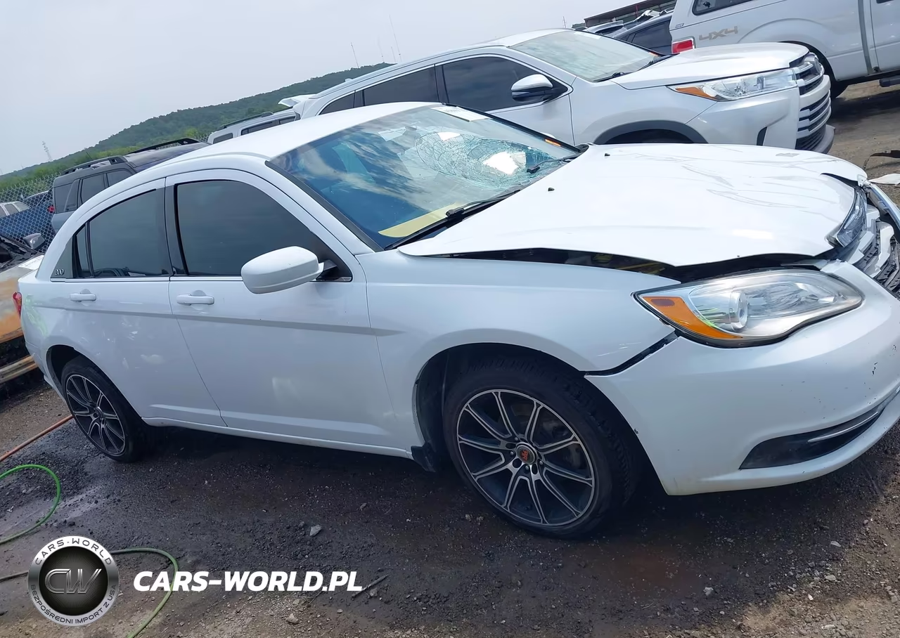 2014 Chrysler 200 Lx VIN:1C3CCBAB1EN194746 - 13