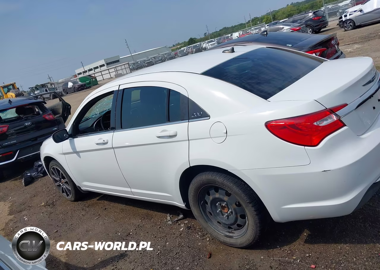 2014 Chrysler 200 Lx VIN:1C3CCBAB1EN194746 - 14
