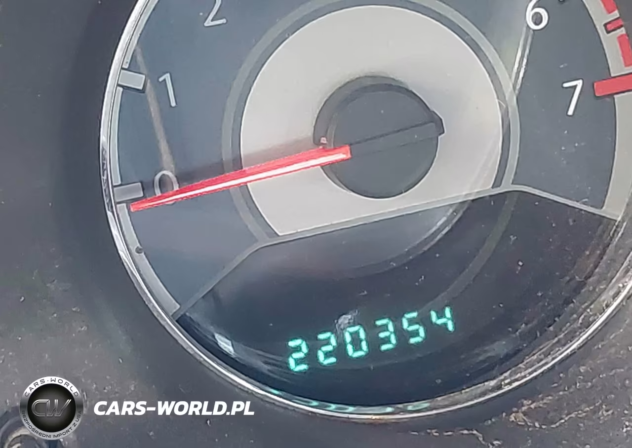 2014 Chrysler 200 Lx VIN:1C3CCBAB1EN194746 - 15