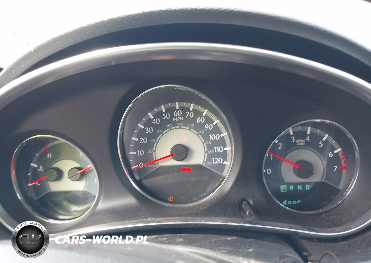 2014 Chrysler 200 Lx VIN:1C3CCBAB1EN194746 - 7