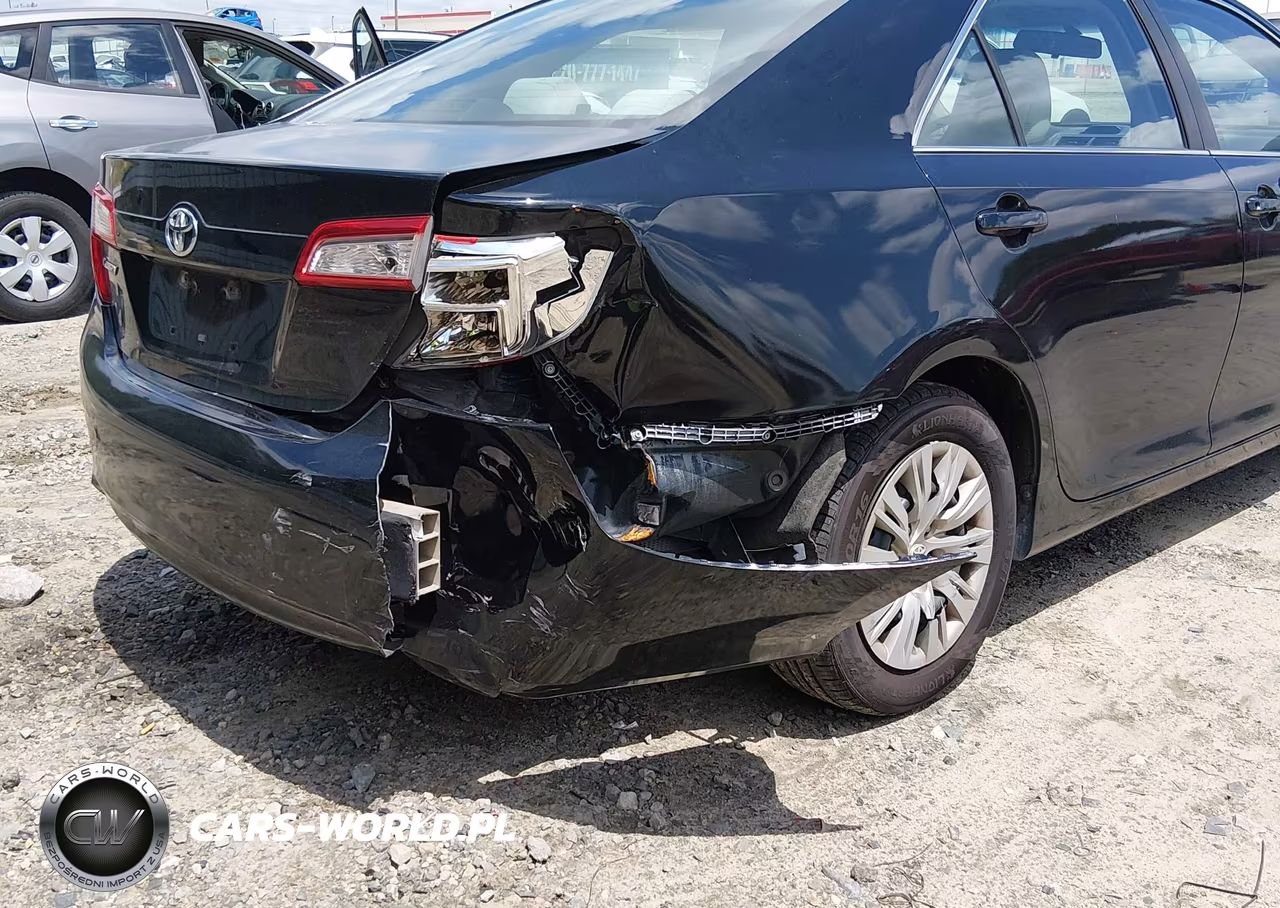 2014 Toyota Camry L VIN:4T4BF1FK5ER435877 - 19