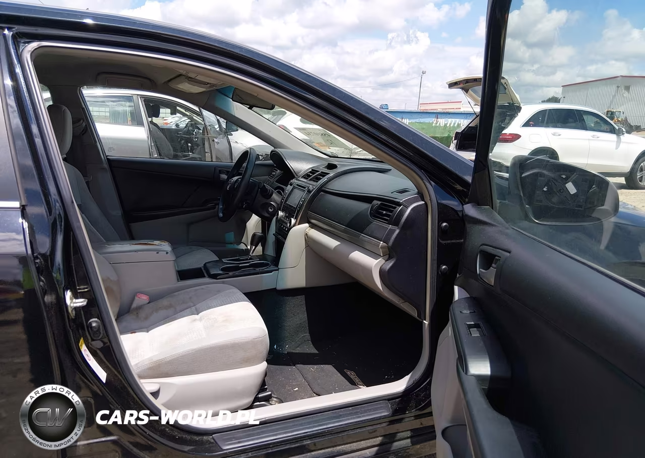 2014 Toyota Camry L VIN:4T4BF1FK5ER435877 - 5