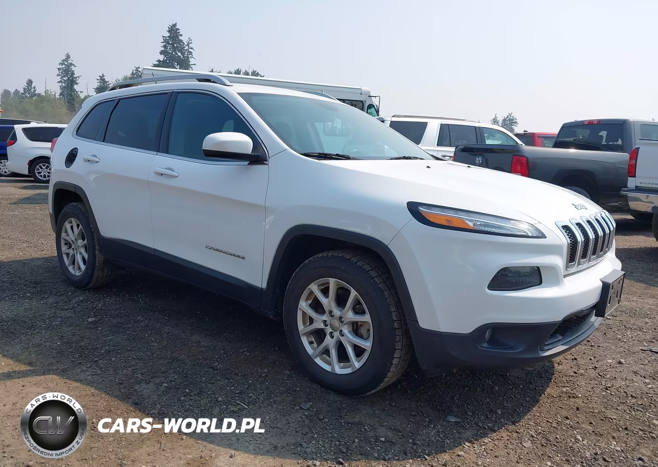 2018 Jeep Cherokee Latitude 4X4 – zdjęcie 1 z 16