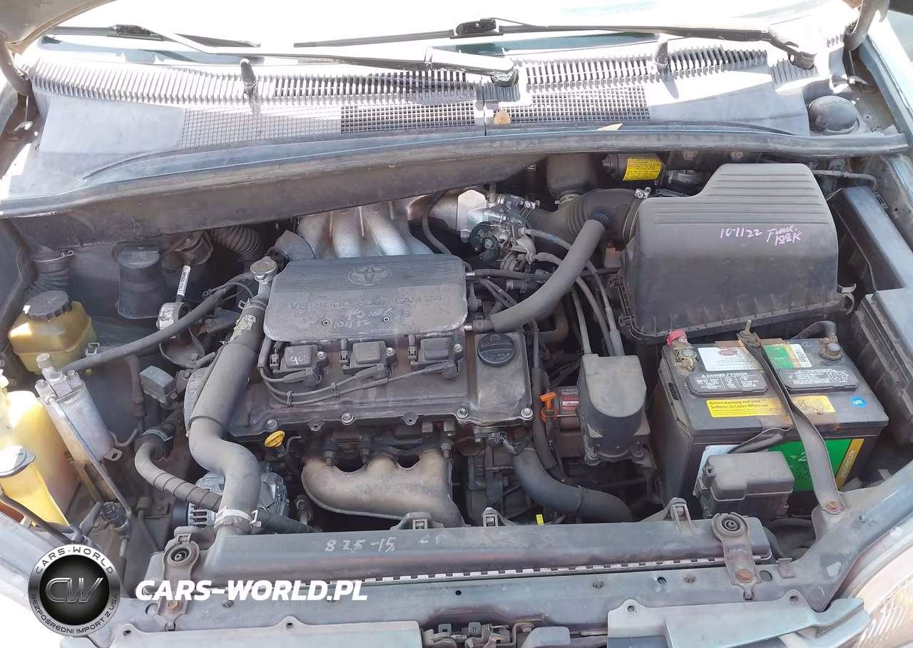 1999 Toyota Sienna Le VIN:4T3ZF13C5XU127396 - 10