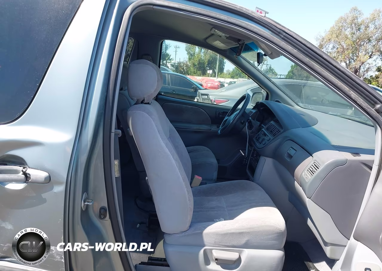 1999 Toyota Sienna Le VIN:4T3ZF13C5XU127396 - 5