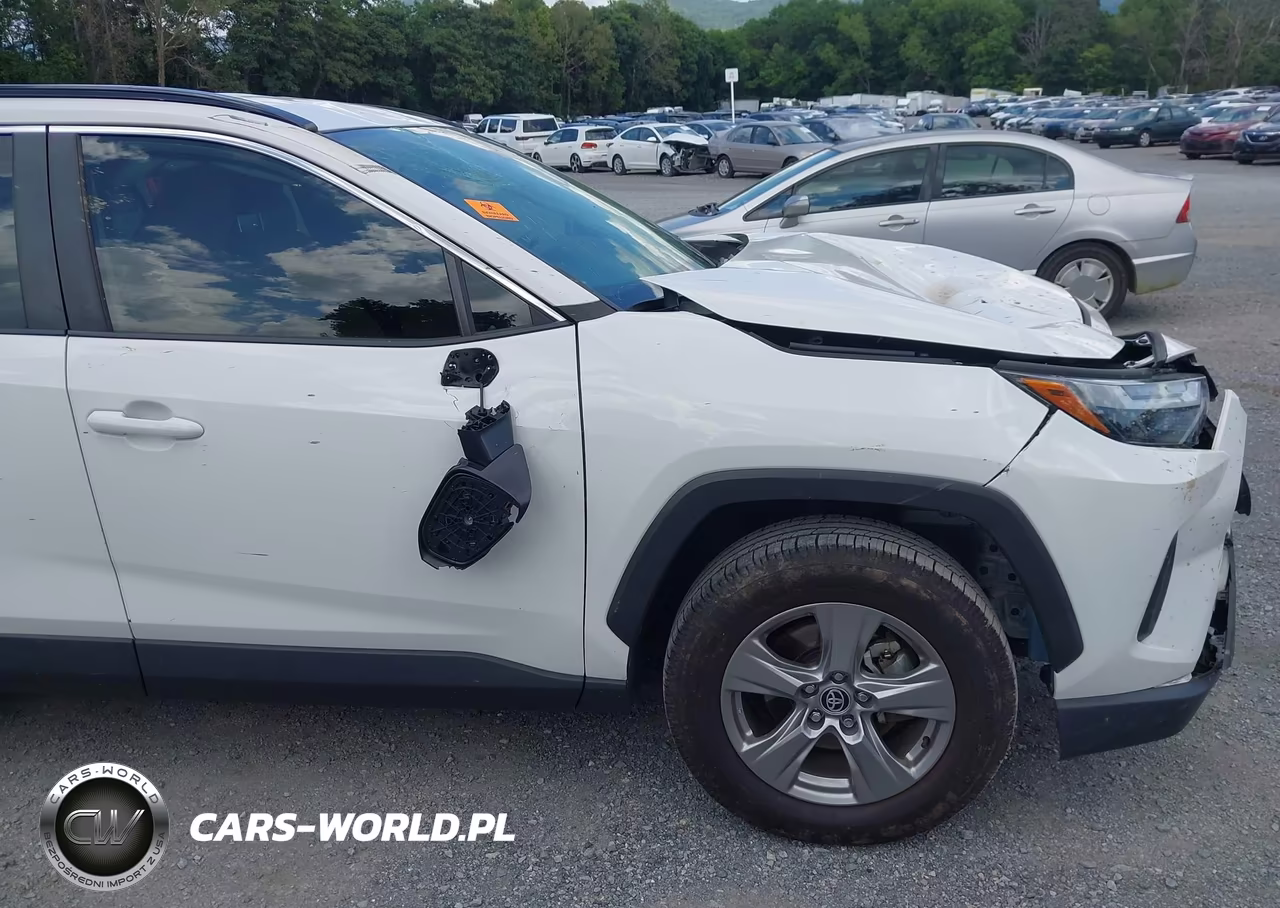 2023 Toyota Rav4 Hybrid Le VIN:JTMLWRFVXPD206125 - 14