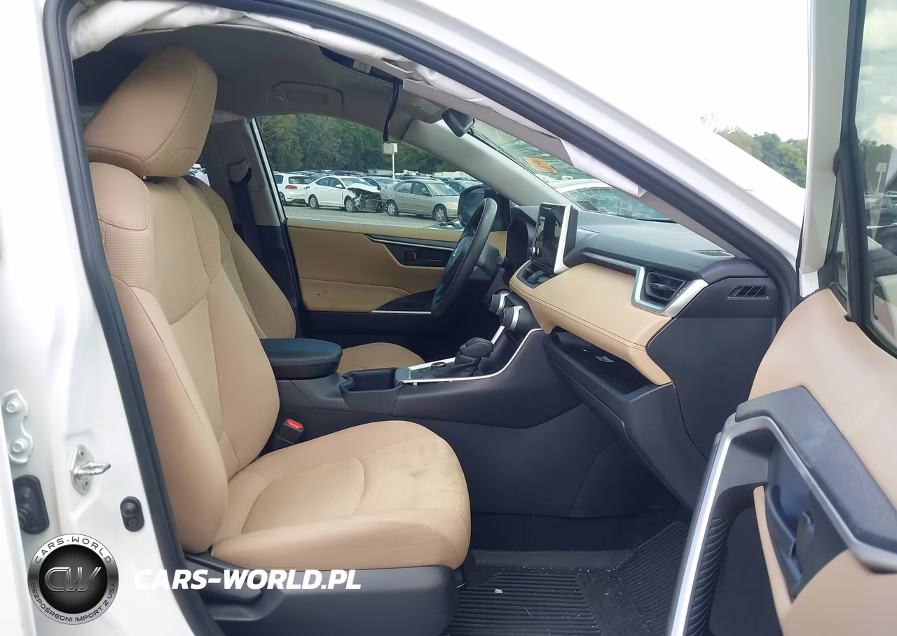 2023 Toyota Rav4 Hybrid Le VIN:JTMLWRFVXPD206125 - 5