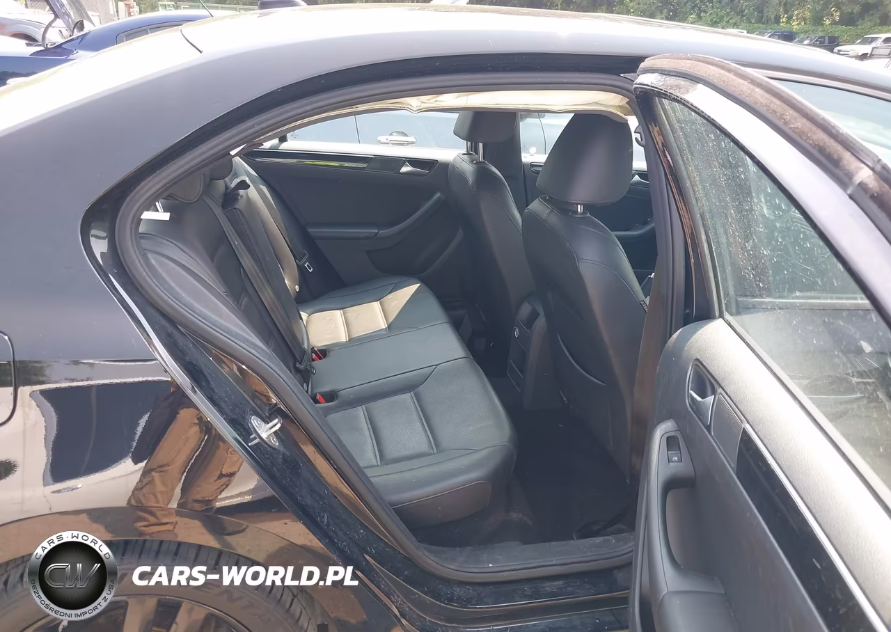 2018 Volkswagen Jetta 1.8T Se Sport VIN:3VWD17AJ4JM230232 - 8
