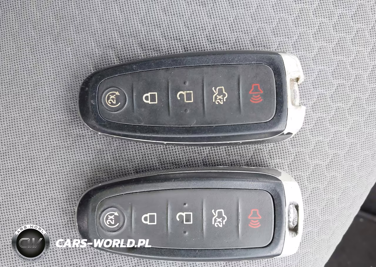 2019 Ford Escape Se VIN:1FMCU0GD4KUB20370 - 11