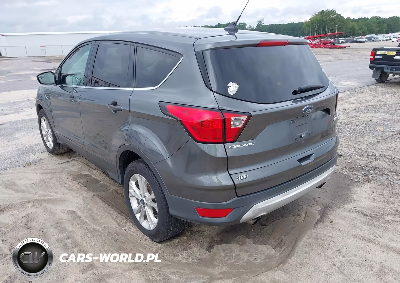 2019 Ford Escape Se VIN:1FMCU0GD4KUB20370 - 3