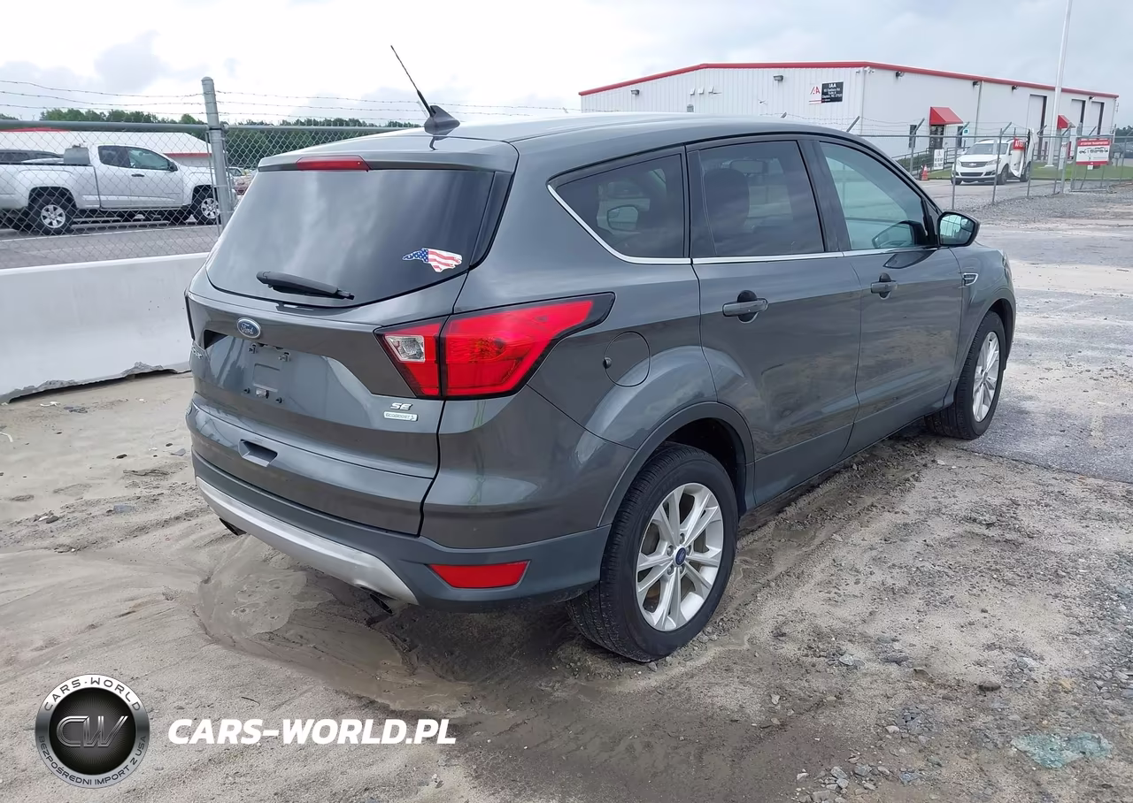 2019 Ford Escape Se VIN:1FMCU0GD4KUB20370 - 4