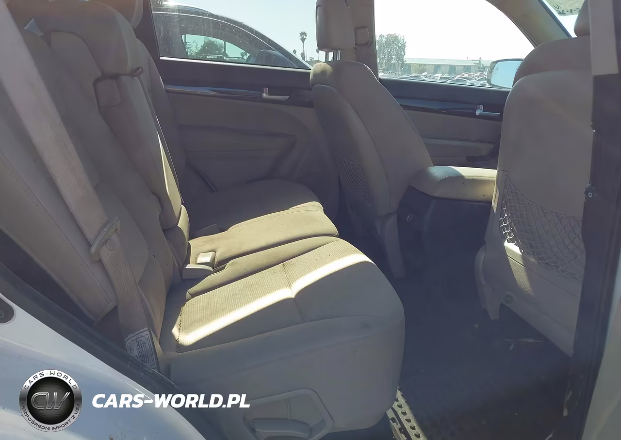 2014 Kia Sorento Lx VIN:5XYKT4A62EG426106 - 8