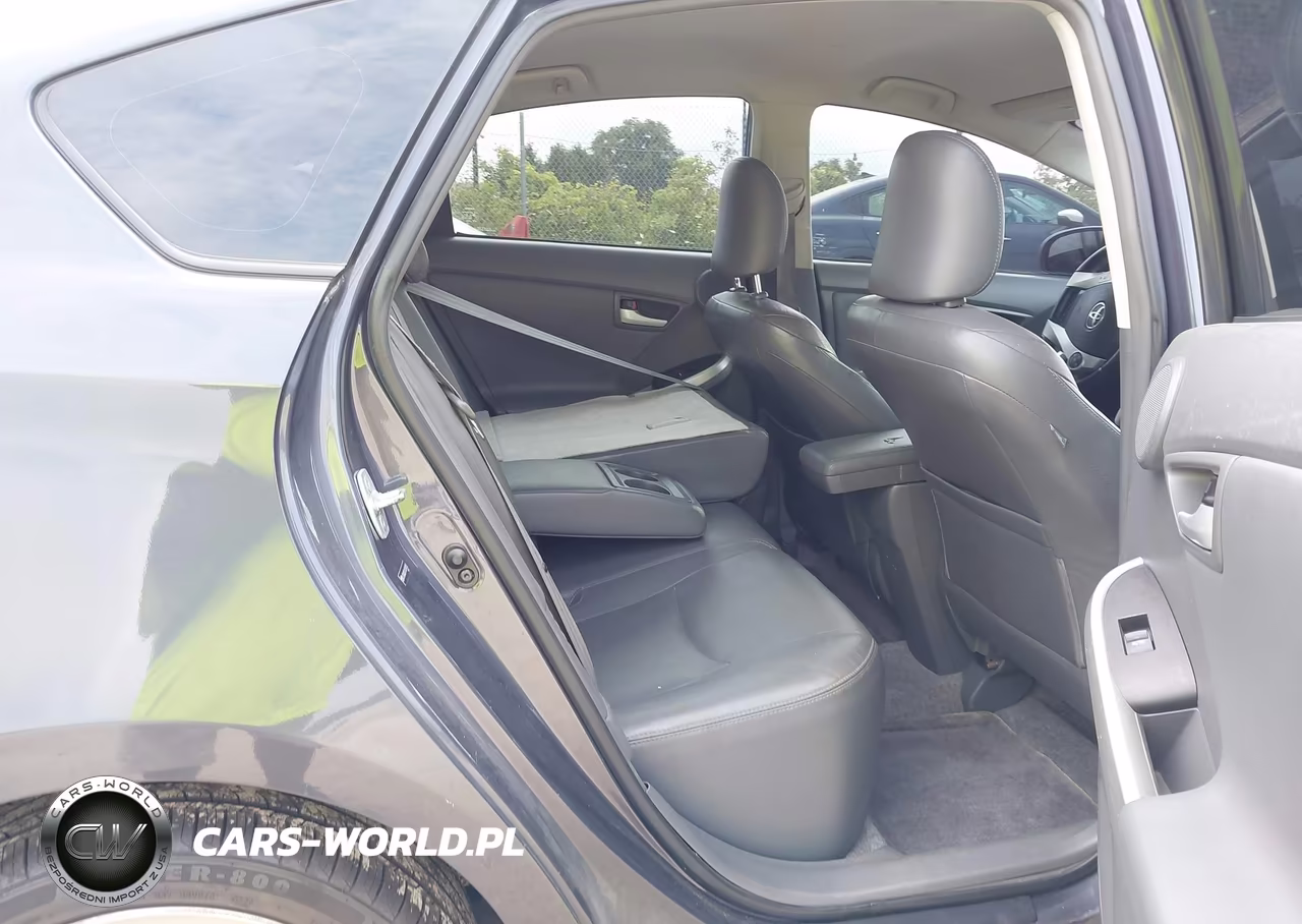 2010 Toyota Prius V VIN:JTDKN3DU1A0090852 - 8