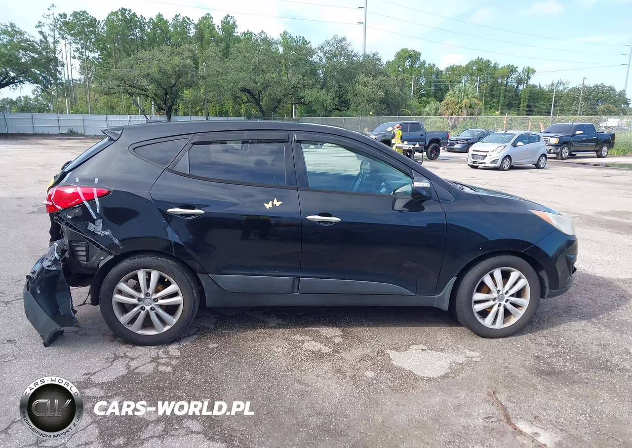2011 Hyundai Tucson Limited VIN:KM8JU3AC7BU188347 - 12