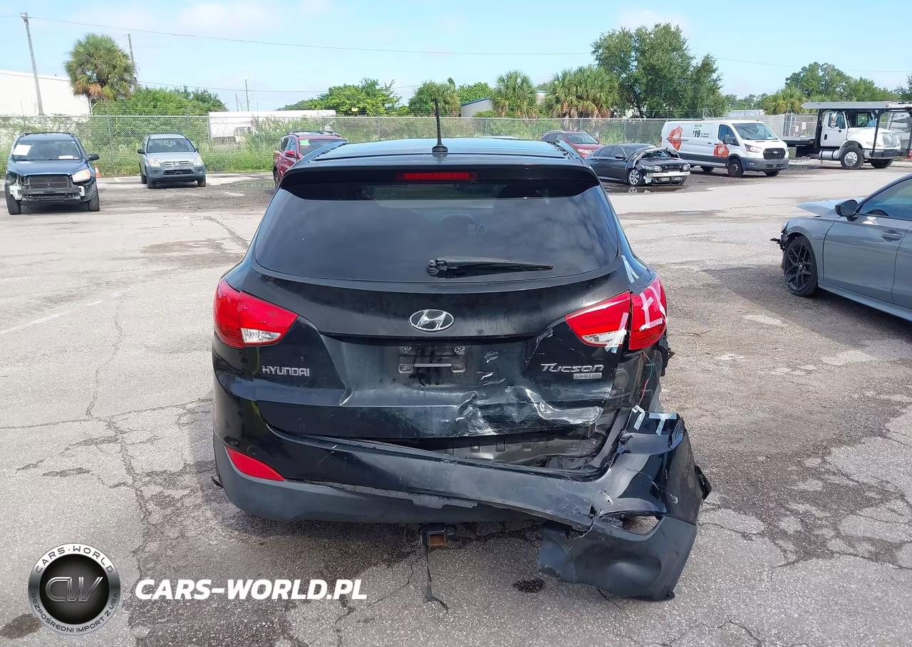 2011 Hyundai Tucson Limited VIN:KM8JU3AC7BU188347 - 15
