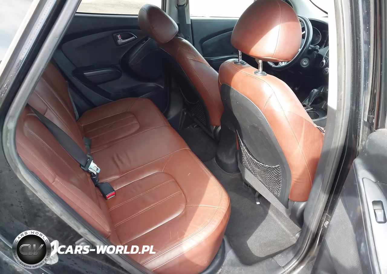 2011 Hyundai Tucson Limited VIN:KM8JU3AC7BU188347 - 8