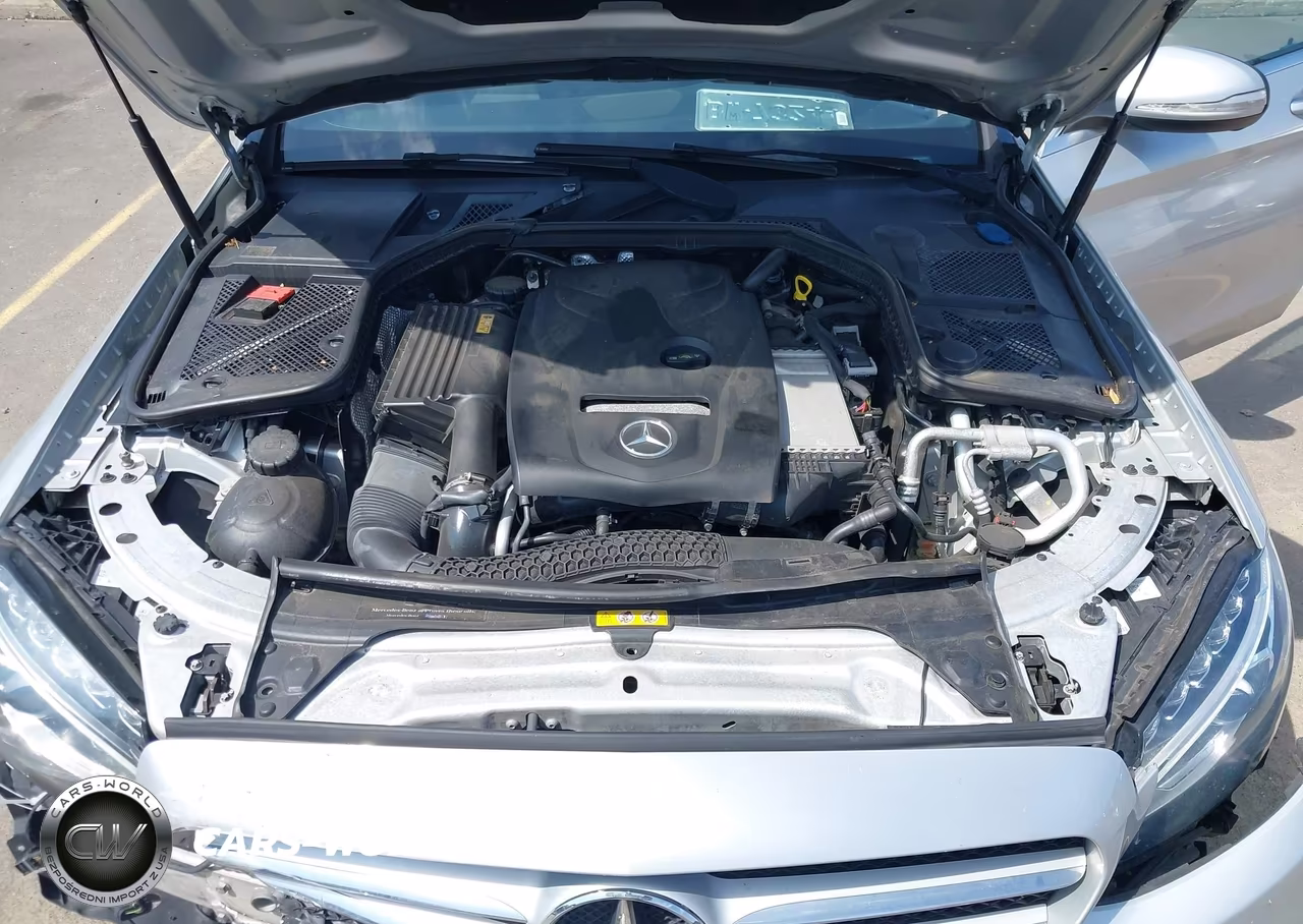 2015 Mercedes-Benz C 300 Sport 4Matic VIN:55SWF4KB5FU060069 - 10