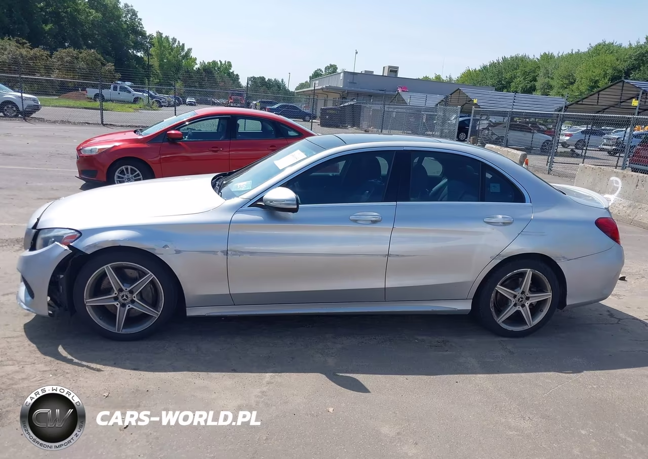 2015 Mercedes-Benz C 300 Sport 4Matic VIN:55SWF4KB5FU060069 - 14