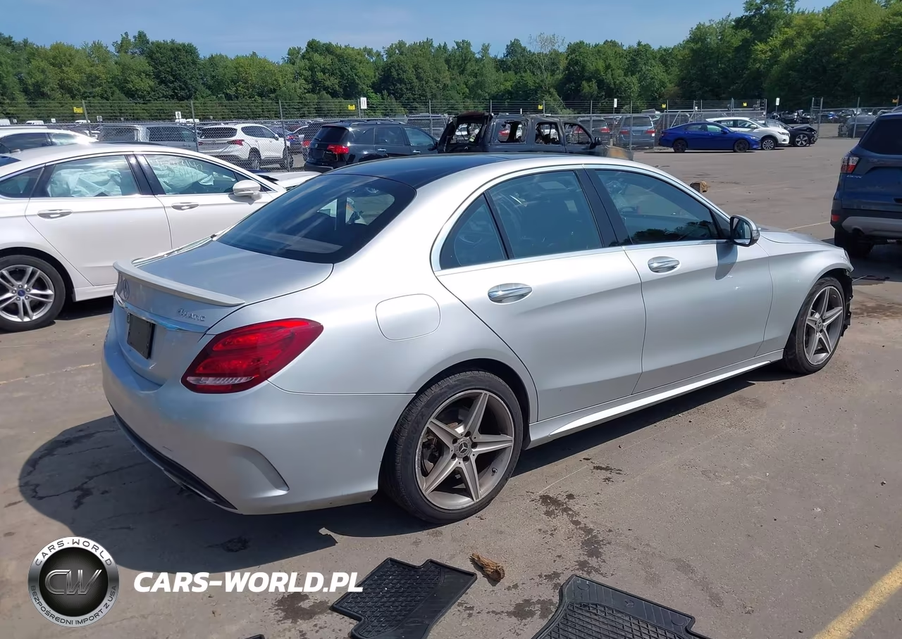 2015 Mercedes-Benz C 300 Sport 4Matic VIN:55SWF4KB5FU060069 - 4