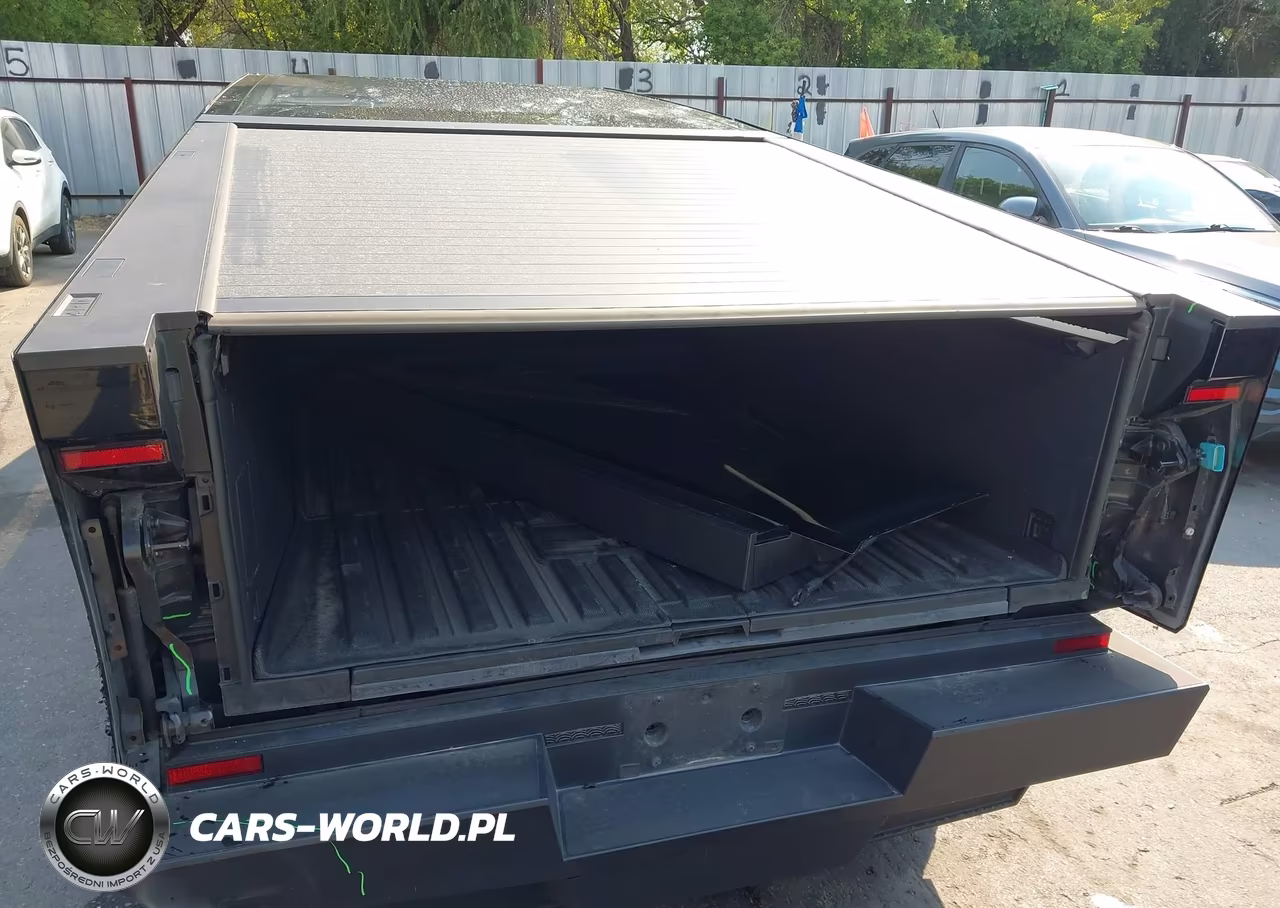 2024 Tesla Cybertruck VIN:7G2CEHED1RA035941 - 19