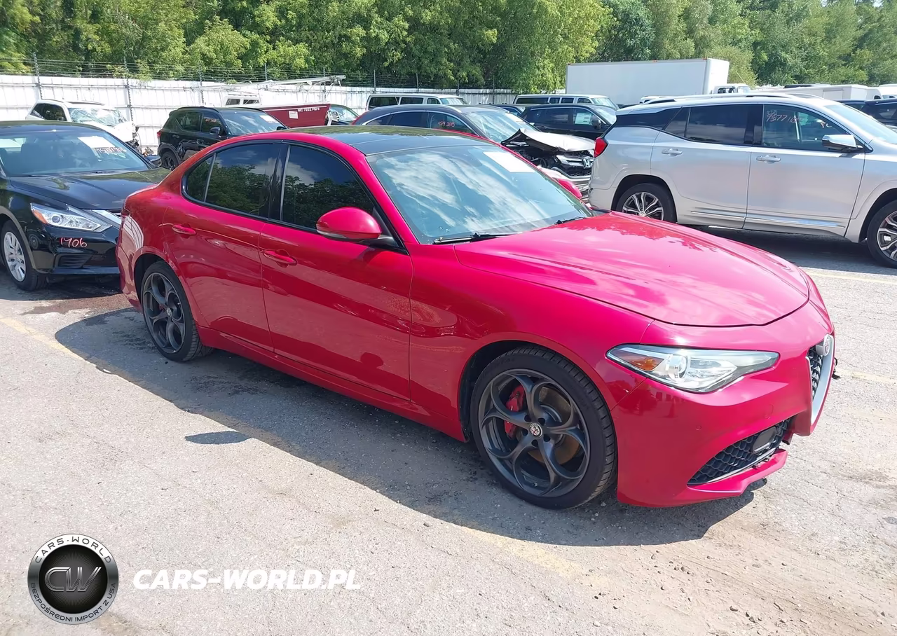 2018 Alfa Romeo Giulia Ti Sport Awd