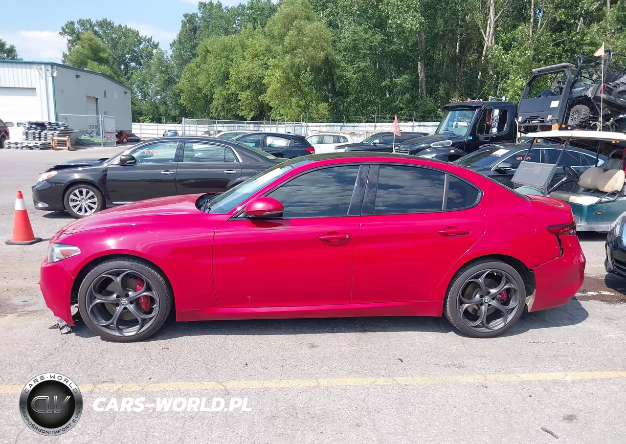 2018 Alfa Romeo Giulia Ti Sport Awd VIN:ZARFAEEN1J7582486 - 14