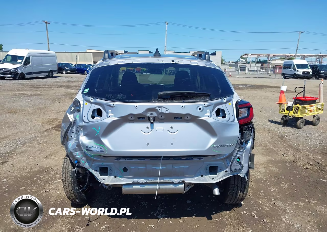 2024 Subaru Crosstrek Premium VIN:JF2GUADC2R8886657 - 17
