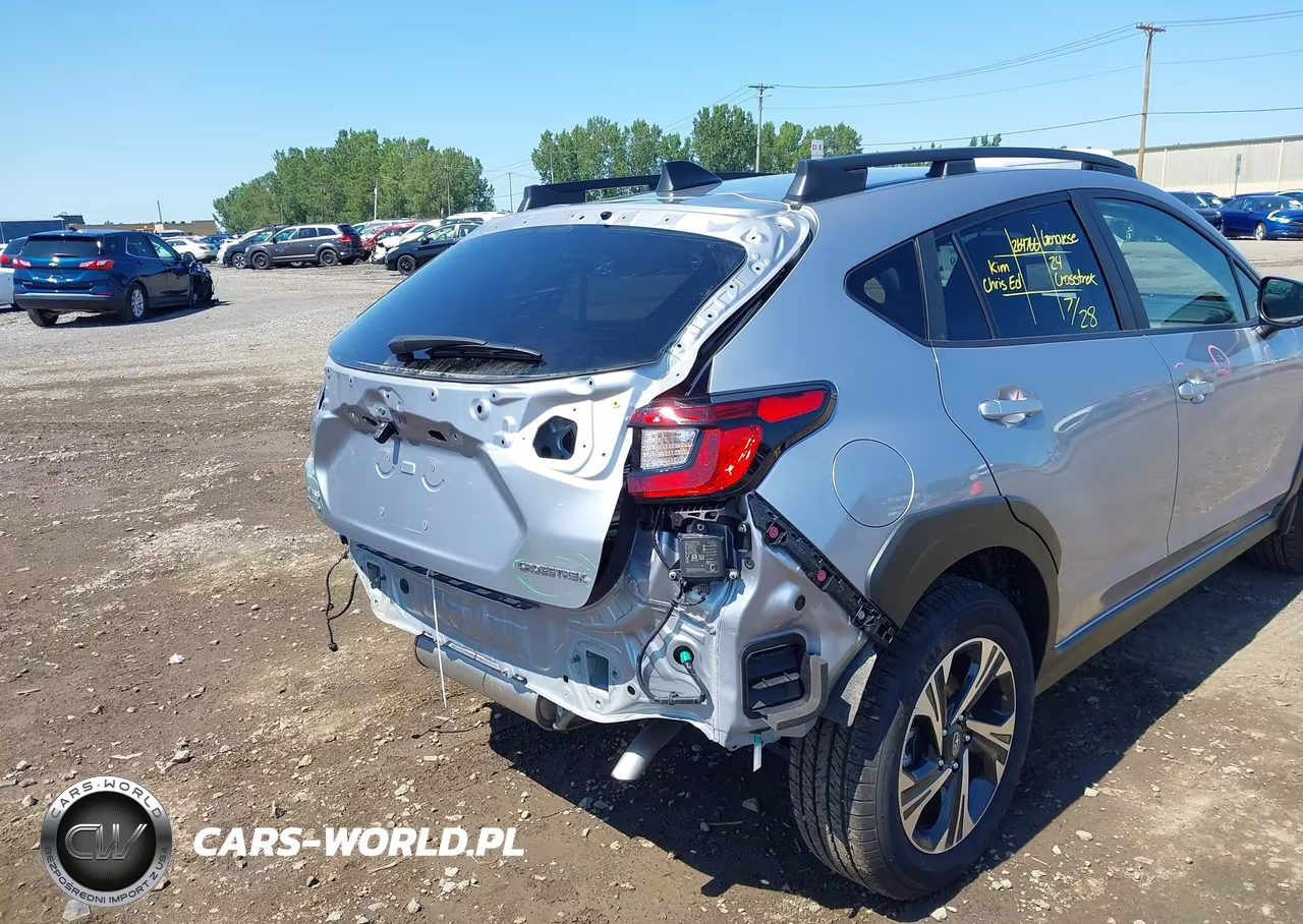 2024 Subaru Crosstrek Premium VIN:JF2GUADC2R8886657 - 6