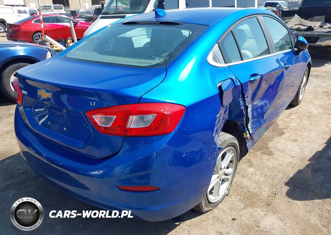 2017 Chevrolet Cruze Lt Auto VIN:1G1BE5SM3H7110964 - 4