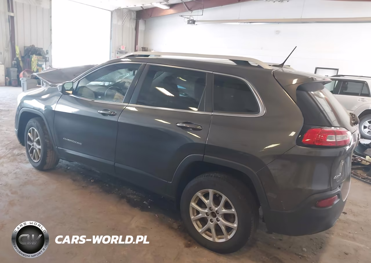 2015 Jeep Cherokee Latitude VIN:1C4PJMCB9FW788878 - 3
