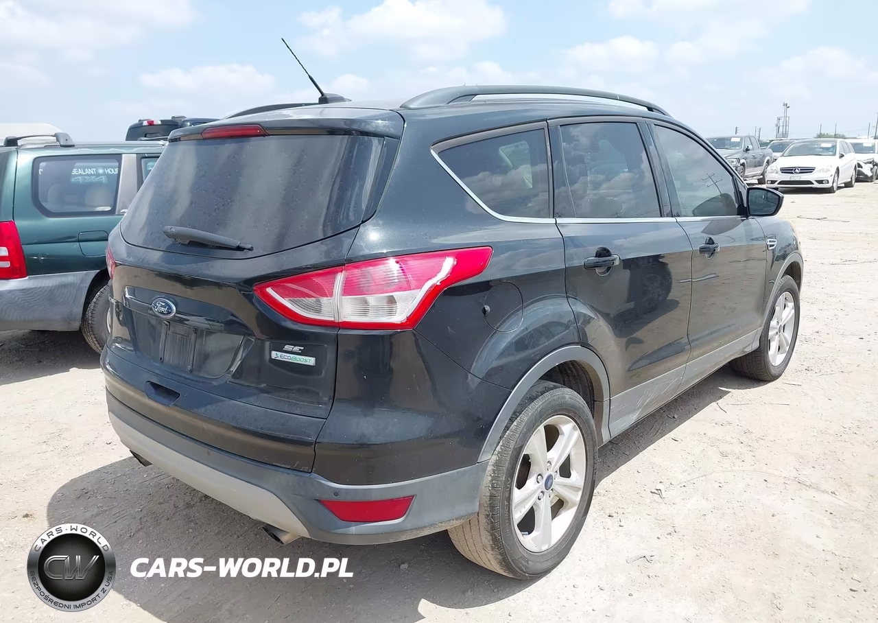 2015 Ford Escape Se VIN:1FMCU0GX4FUB93111 - 4