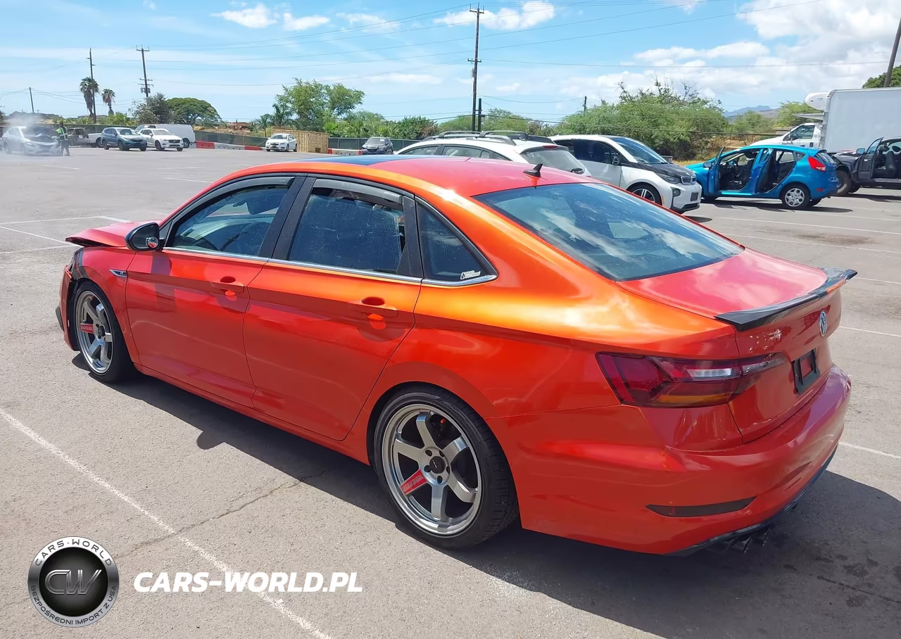 2019 Volkswagen Jetta VIN:3VWC57BUXKM058573 - 3
