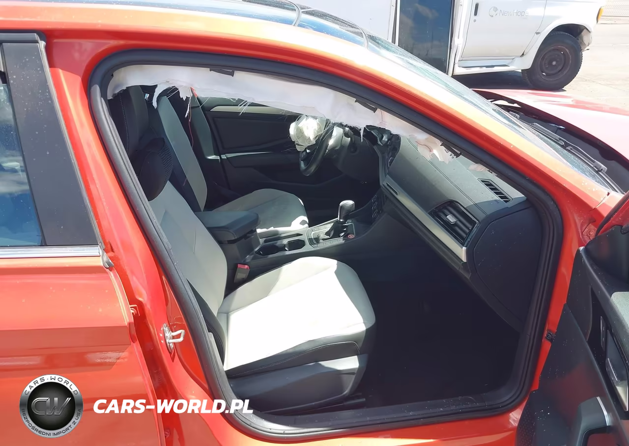 2019 Volkswagen Jetta VIN:3VWC57BUXKM058573 - 5