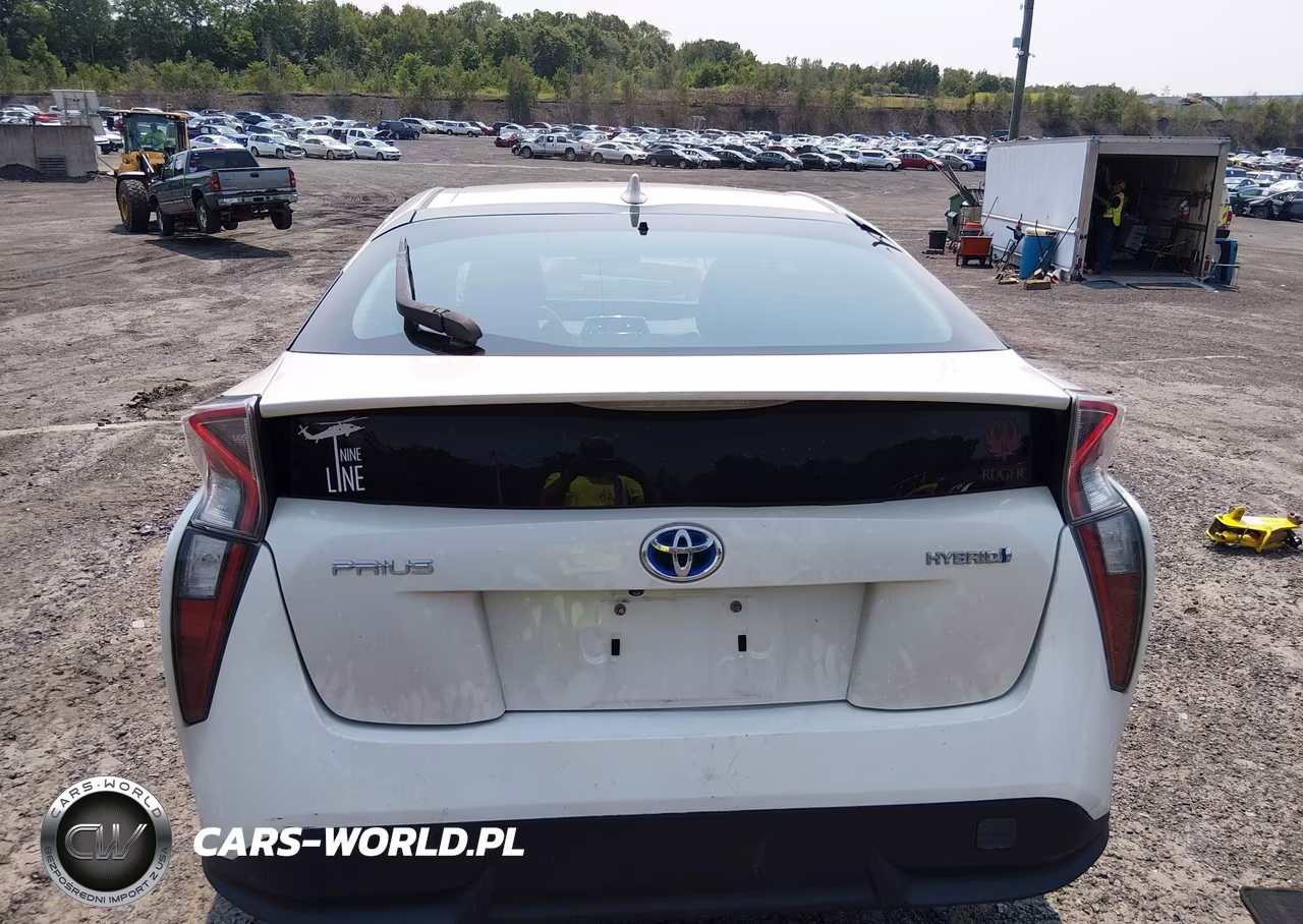 2017 Toyota Prius Four Touring VIN:JTDKARFU1H3031997 - 16