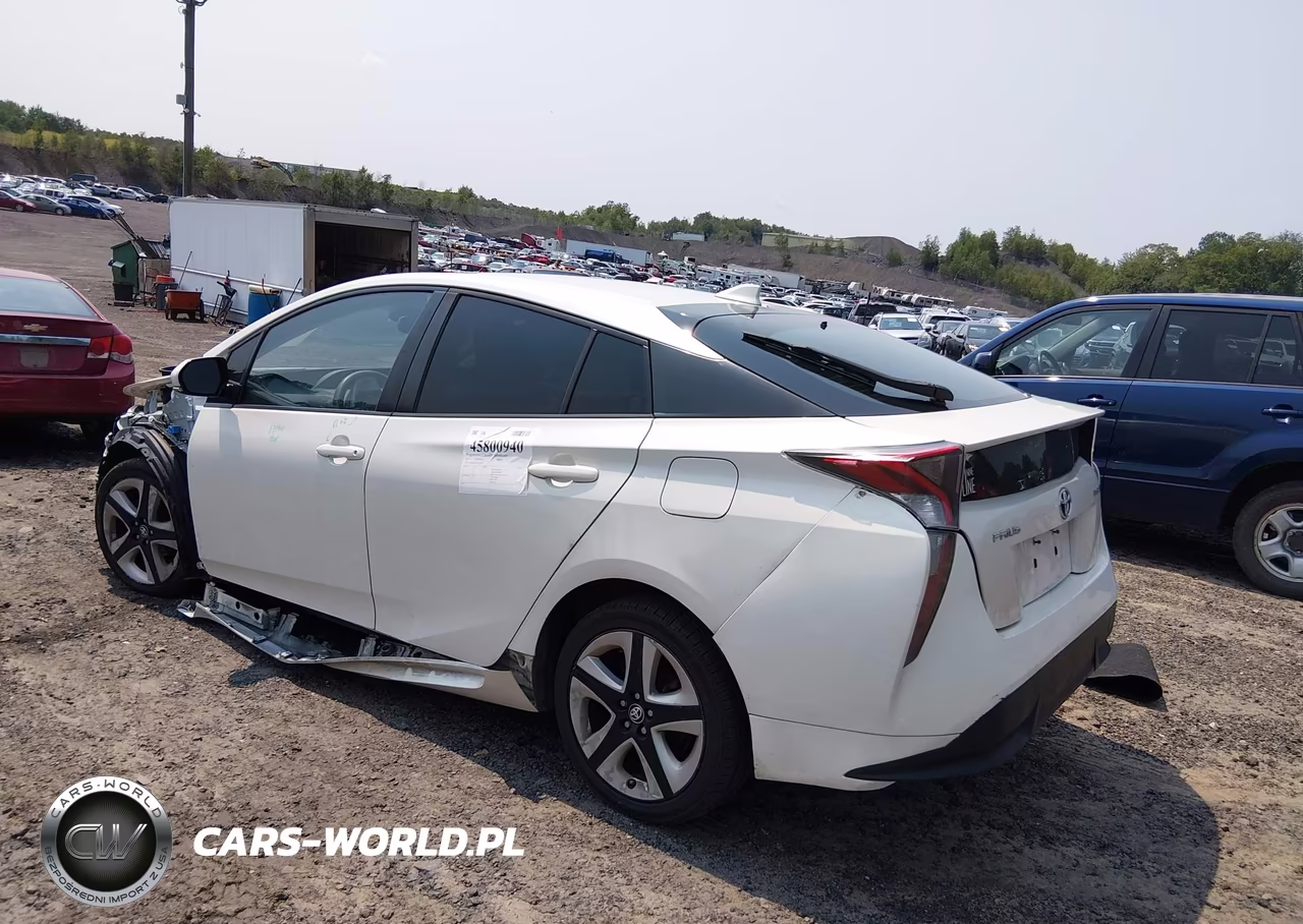 2017 Toyota Prius Four Touring VIN:JTDKARFU1H3031997 - 3