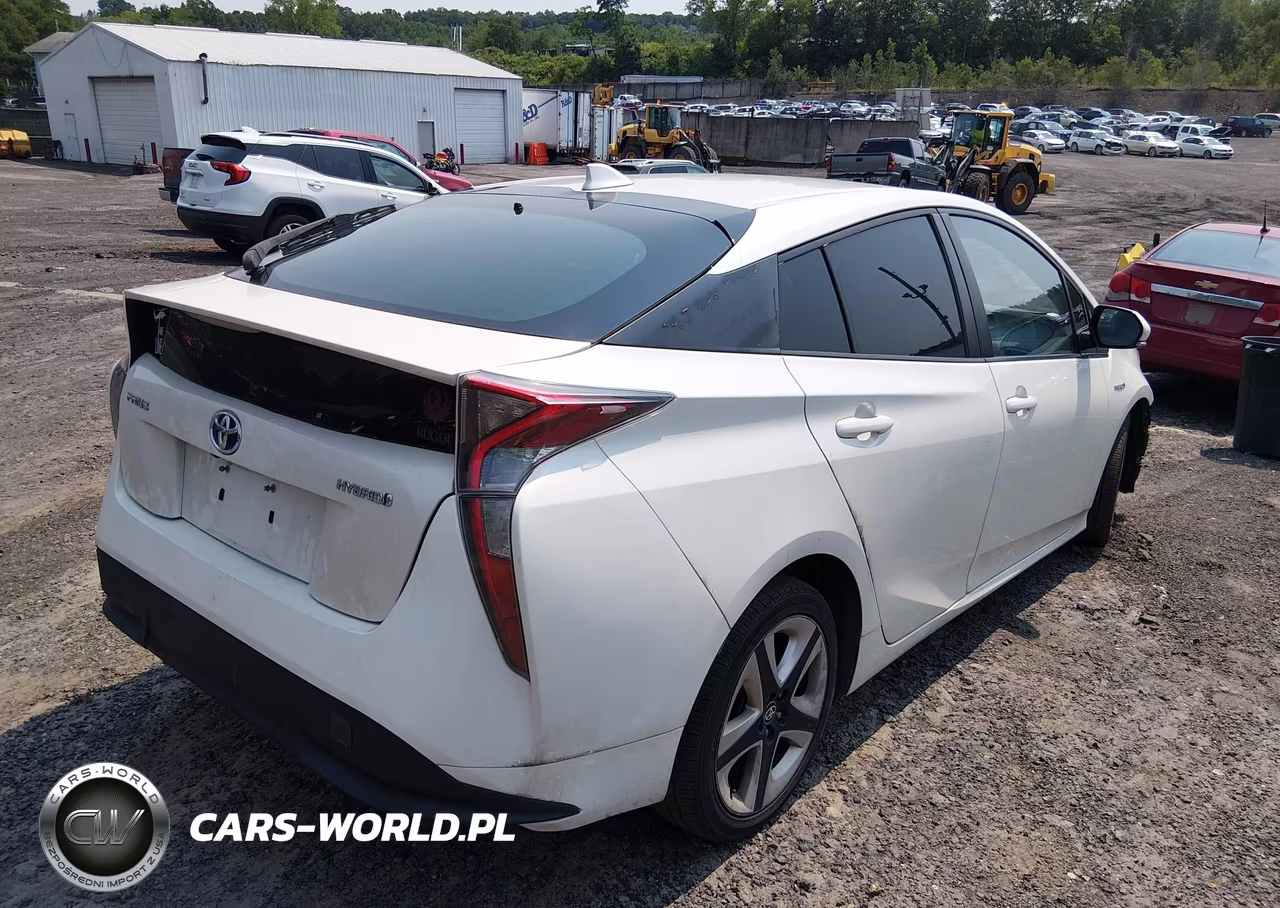 2017 Toyota Prius Four Touring VIN:JTDKARFU1H3031997 - 4