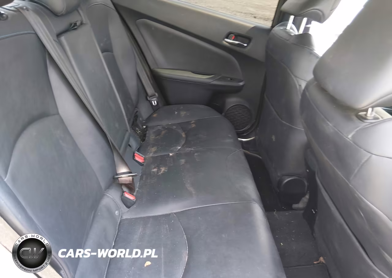 2017 Toyota Prius Four Touring VIN:JTDKARFU1H3031997 - 8