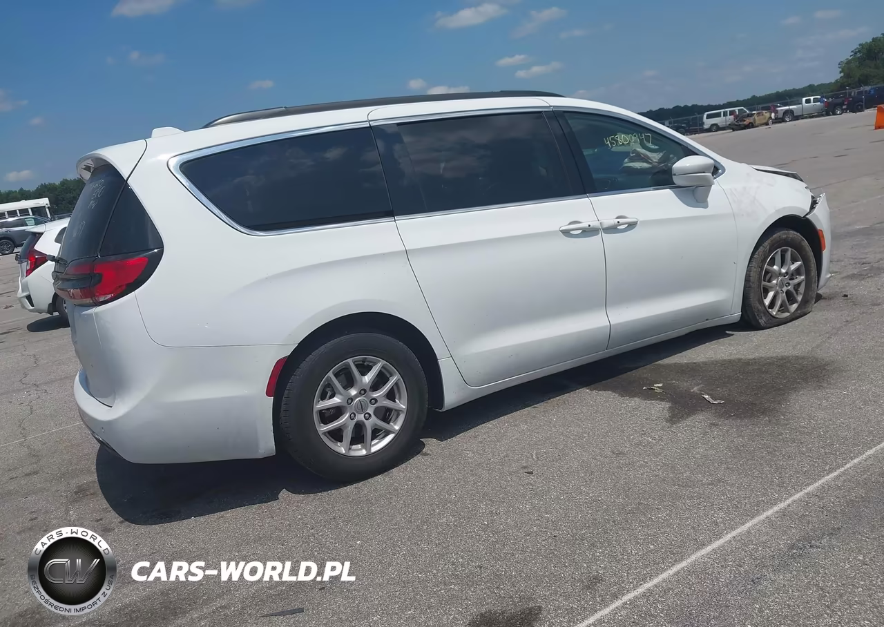 2022 Chrysler Pacifica Touring L VIN:2C4RC1BG6NR132708 - 4