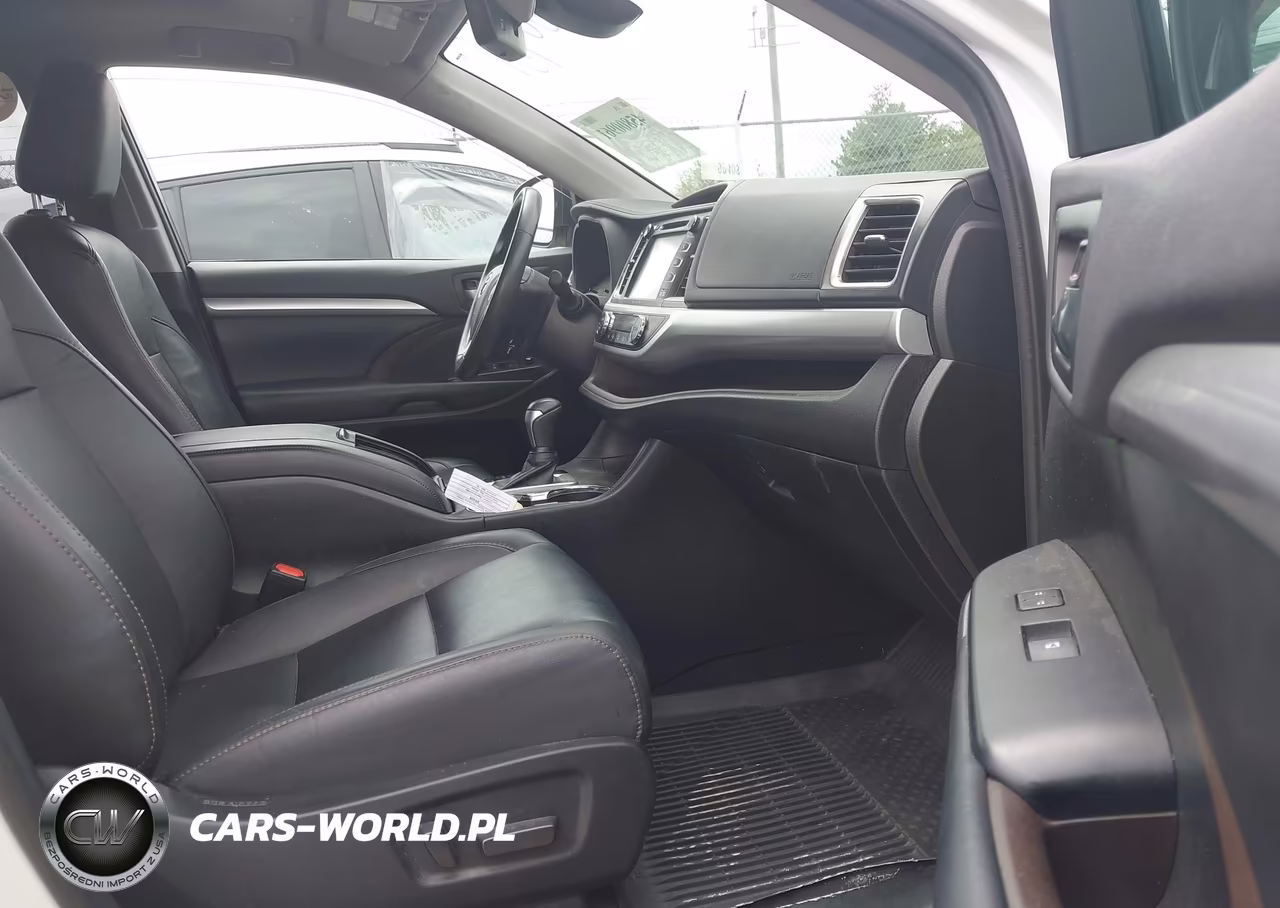 2019 Toyota Highlander Xle VIN:5TDJZRFH3KS617274 - 5