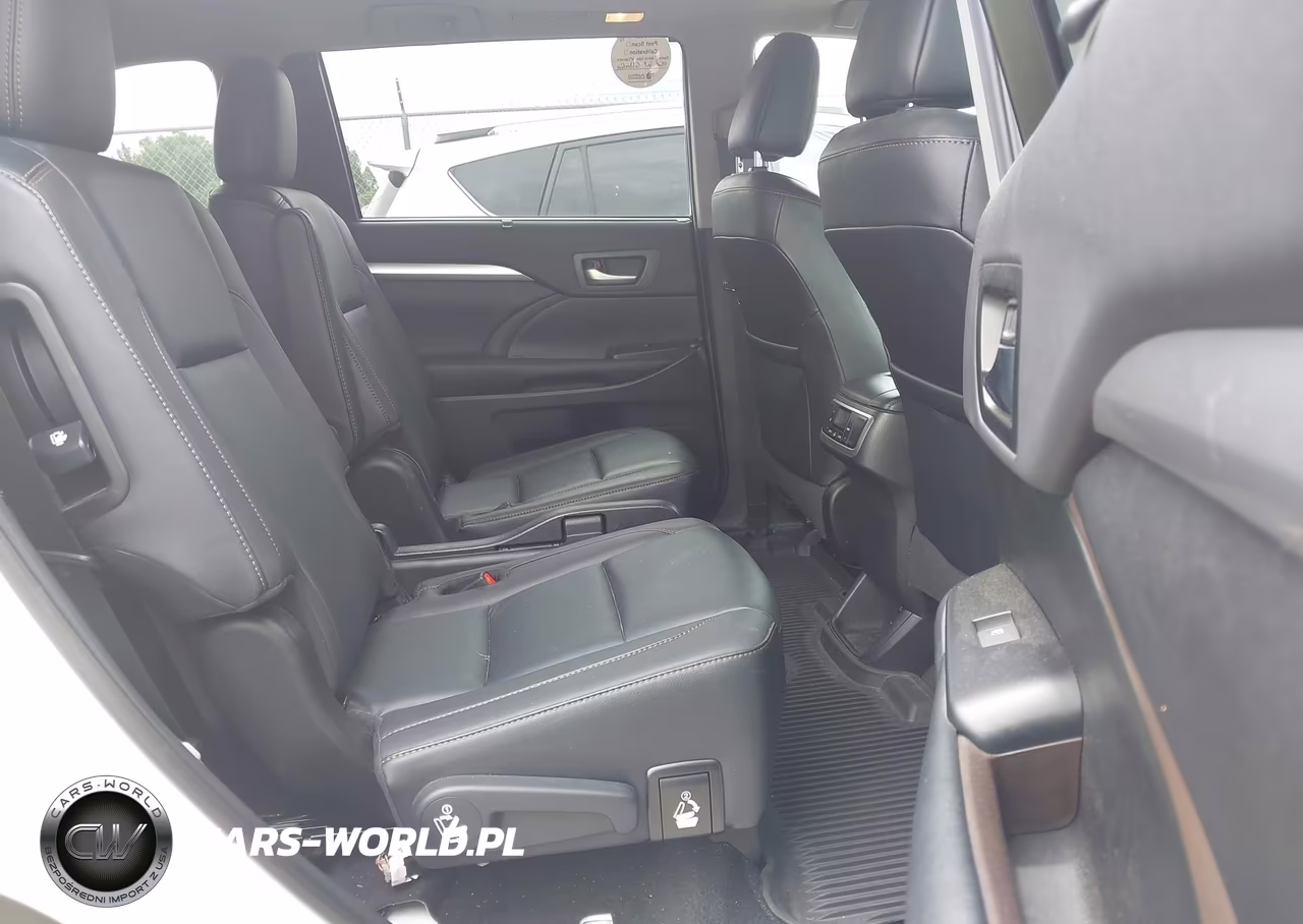 2019 Toyota Highlander Xle VIN:5TDJZRFH3KS617274 - 8