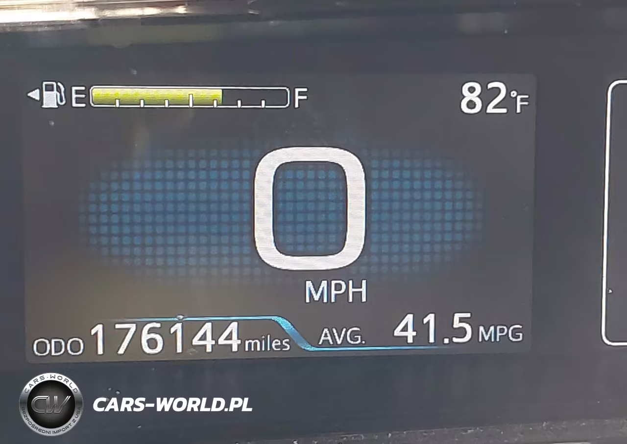 2022 Toyota Prius L VIN:JTDKAMFU1N3155332 - 21
