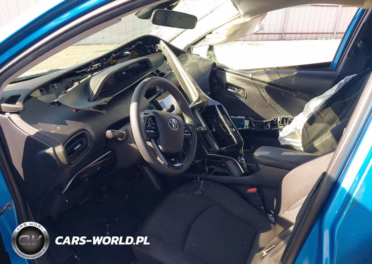 2022 Toyota Prius L VIN:JTDKAMFU1N3155332 - 5