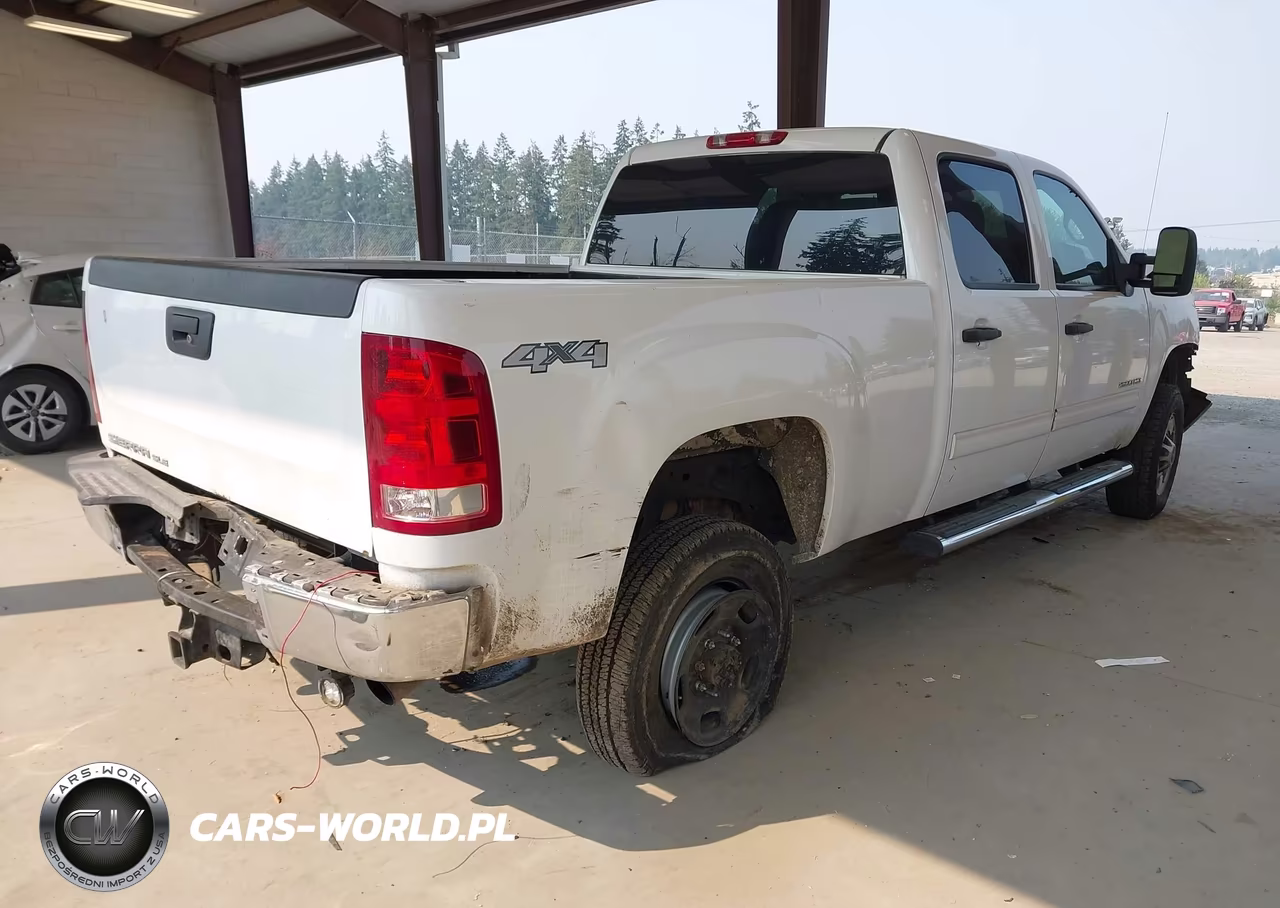 2011 GMC Sierra 2500Hd Sle VIN:1GT120CG3BF112363 - 4