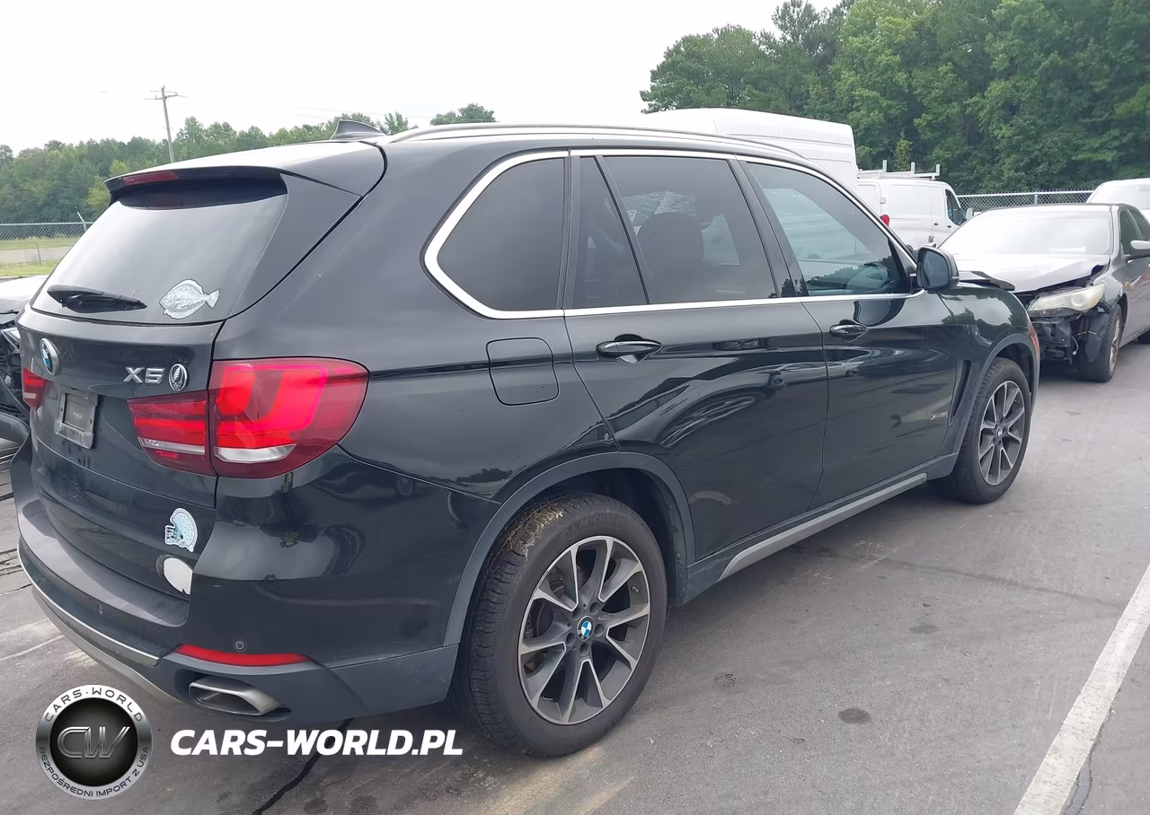 2018 BMW X5 xDrive35I VIN:5UXKR0C55JL075958 - 4
