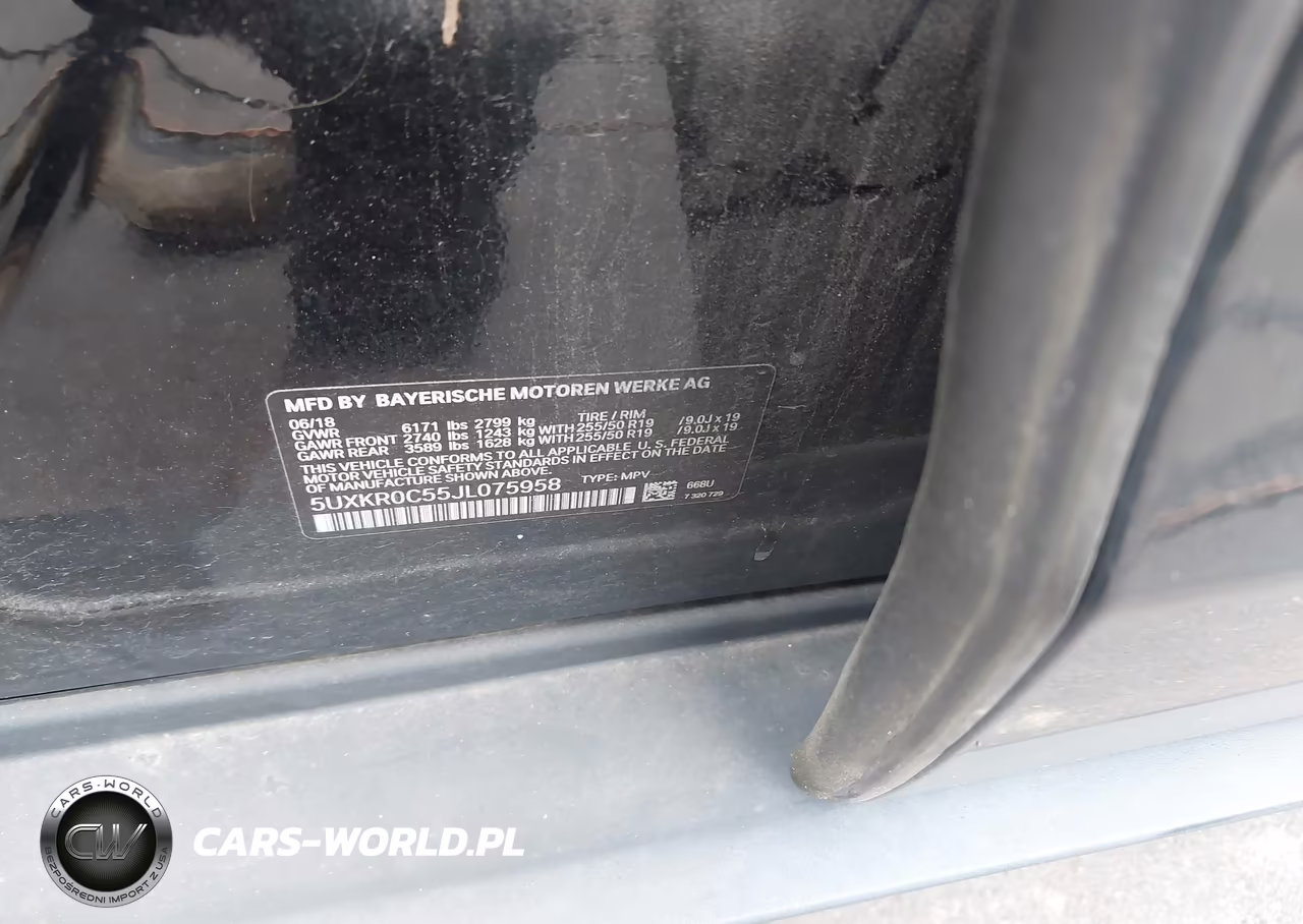 2018 BMW X5 xDrive35I VIN:5UXKR0C55JL075958 - 9