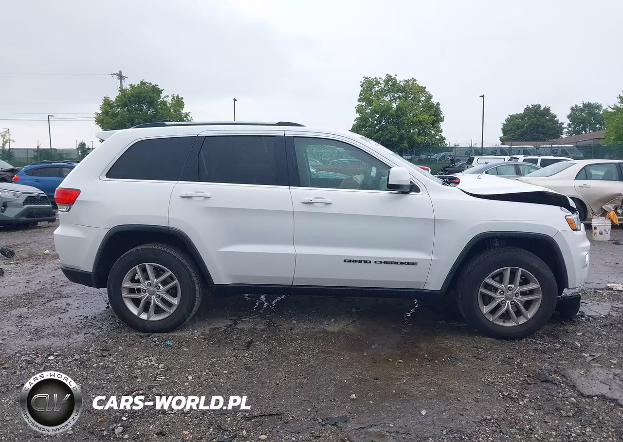 2017 Jeep Grand Cherokee Laredo VIN:1C4RJFAG1HC720467 - 12