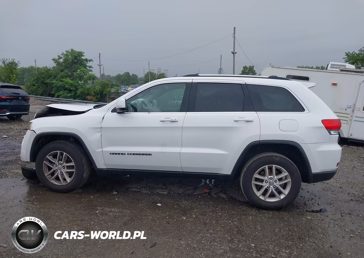 2017 Jeep Grand Cherokee Laredo VIN:1C4RJFAG1HC720467 - 13